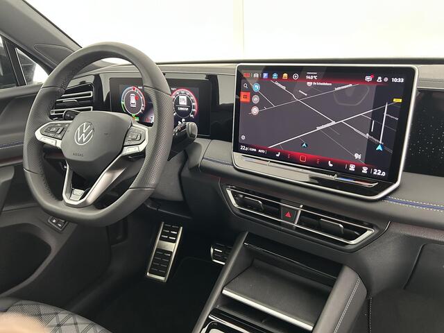 Volkswagen TIGUAN 1.5 272pk eHybrid R-Line Edition Black Style Trekhaak Camera Panoramadak Stoelverwarming Massage Carplay