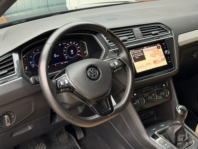 Volkswagen TIGUAN 1.5 TSI R-Line Leder Trekhaak N.A.P.