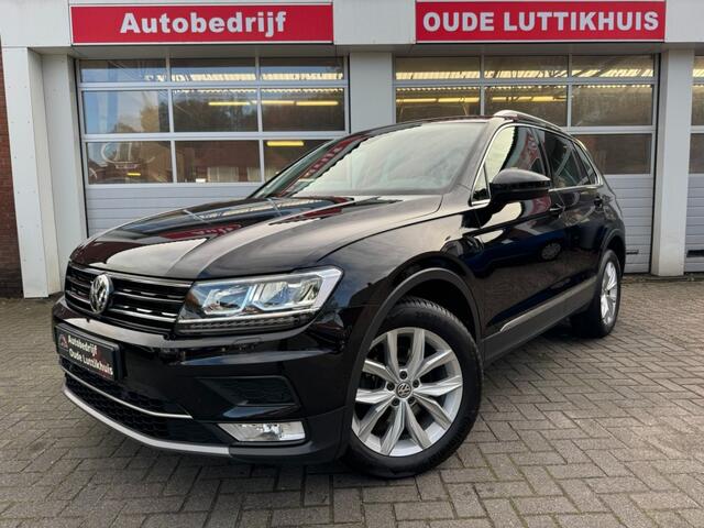 Volkswagen TIGUAN 1.4TSI 150PK 4Motion Highline Full-Led ACC Trekhaak Navi