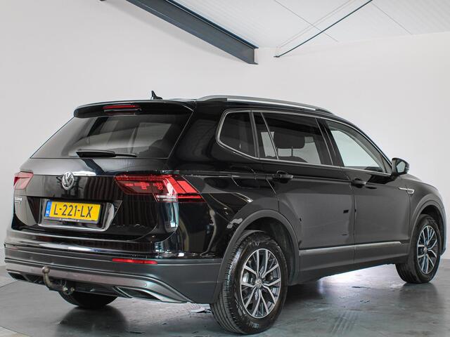 Volkswagen TIGUAN Allspace 1.5 TSI Comfortline Business 7-Persoons, Trekhaak, LED, Keyless, Navigatie,