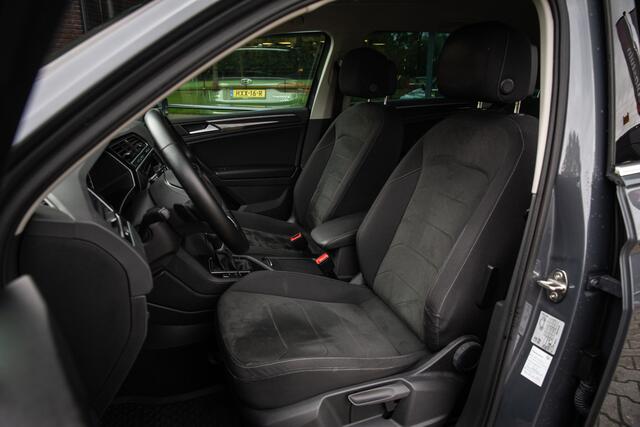Volkswagen TIGUAN 1.5 TSI Elegance , Elektrische trekhaak, Head-up display, Apple Carplay,
