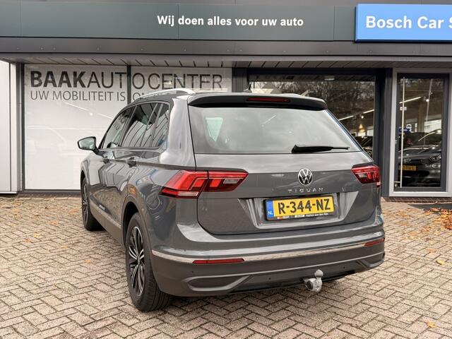 Volkswagen TIGUAN 1.5 TSI Life Business | Trekhaak | Stoelverwarming