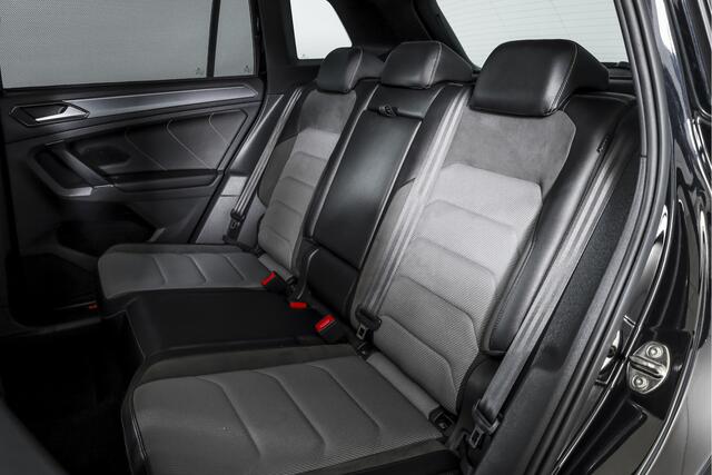 Volkswagen TIGUAN 1.4 TSI ACT 150 PK 3x R-line Business R - Automaat | S/K Panodak | Elek. Trekhaak | Dig.Cockpit | Adapt.Cruise | Stoelverwarming | 360 Camera | NAV+App.Connect | Auto.Airco | LM 19" |