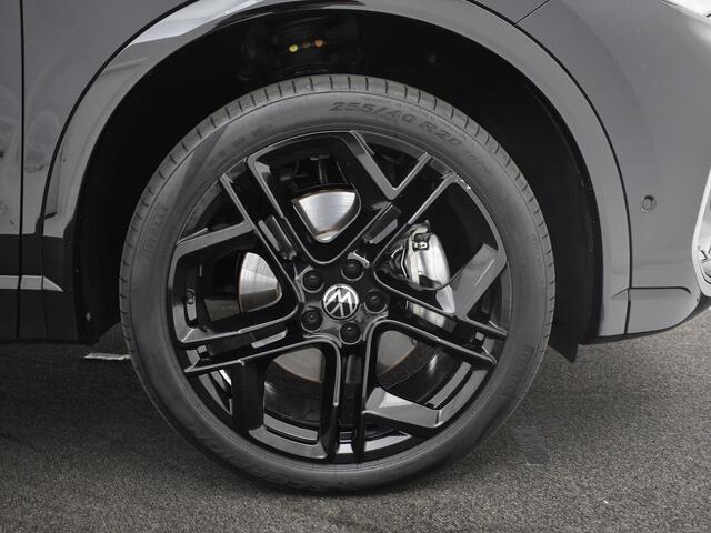 Volkswagen TIGUAN 1.5 272pk DSG eHybrid R-Line Business · Apple/Android Car Play · Camera · Elek. Trekhaak · Massage · Navigatie · 20'' Inch · Garantie t/m 24-10-2028 of 100.000km