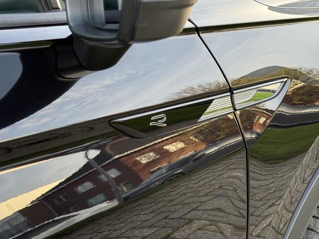 Volkswagen TIGUAN 1.5 TSI R-Line Elektr. Trekhaak, App Carplay