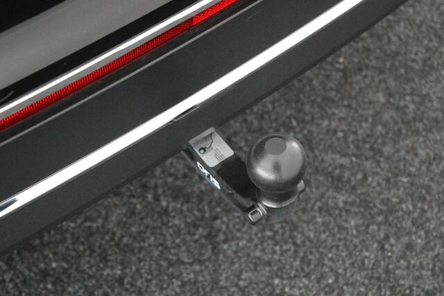 Volkswagen TIGUAN 1.4 TSI 245pk eHybrid Elegance Trekhaak 360Camera Leder Panoramadak