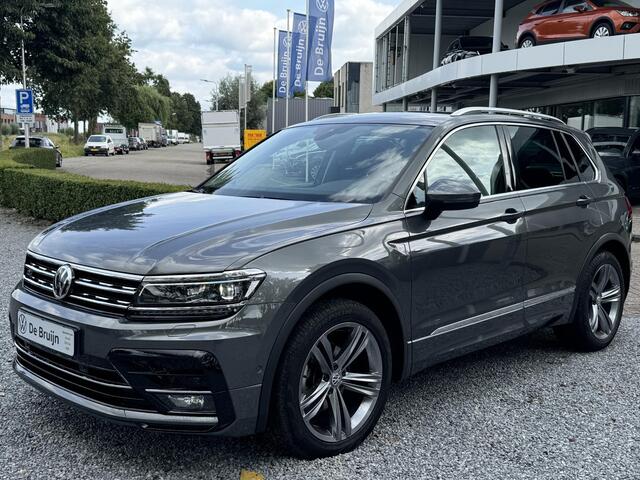 Volkswagen TIGUAN TSI 150pk DSG R-Line (Trekhaak,Virtual,Camera,Navi)