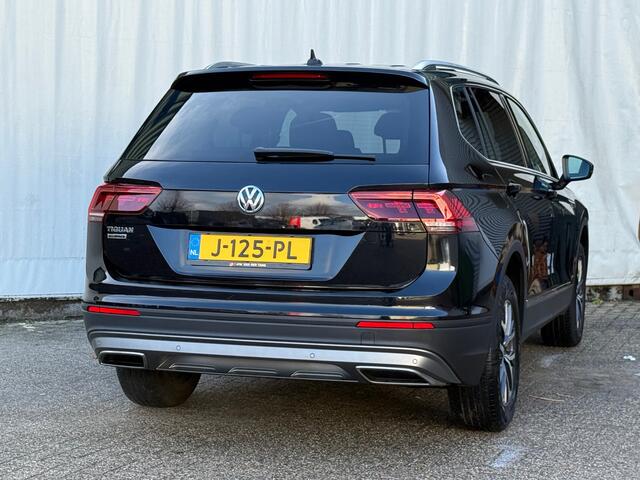 Volkswagen TIGUAN Allspace 1.5 TSI Comfortline Business / Panodak