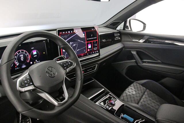 Volkswagen TIGUAN R-Line Business 1.5 eTSI 150pk DSG Automaat 360 camera, Elektrische achterklep, Head up display, Adaptive cruise control, Achteruitrijcamera, Harman Kardon audio, Navigatie, Stoelverwarming, Verwarmd stuurwiel