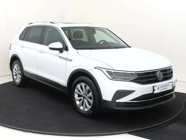 Volkswagen TIGUAN 1.5 TSI Life Business | Panoramadak | Parkeerassistent | Digital cockpit Pro | Keyless | Stoel- en stuurwielverwarming | Dodehoek detectie | Achteruitrijcamera | Navigatie |