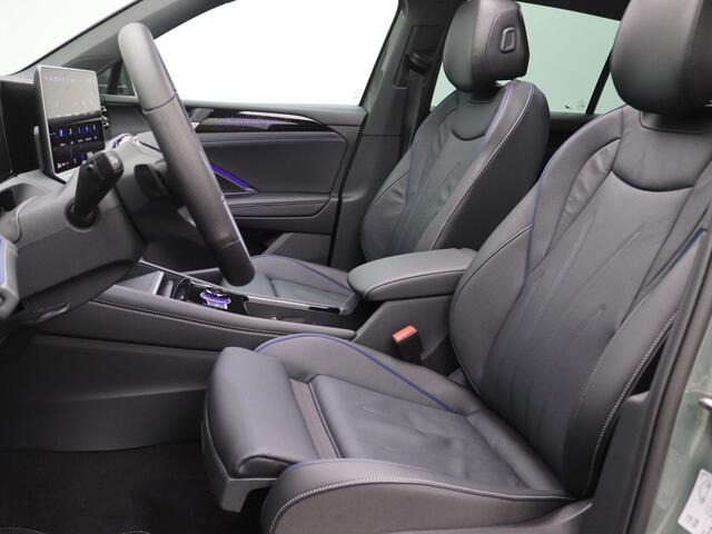 Volkswagen TIGUAN 1.5 eHybrid R-Line Edition 272PK DSG Pano-Schuifdak, Volleder, Memorystoel, 20" LM Velgen, Trekhaak, Matrix LED-Verlichting, Navi, Side Assist, Elektr. Achterklep