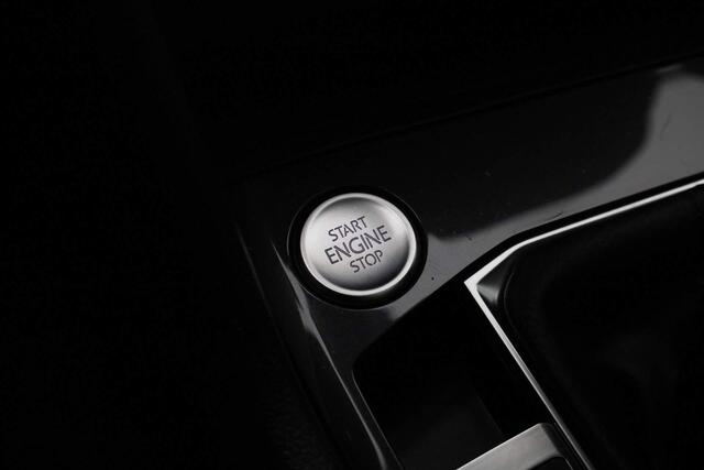 Volkswagen TIGUAN 1.4 TSI 245PK DSG eHybrid Elegance | Pano | IQ Light | Camera | Navi | ACC | Keyless | 18 inch