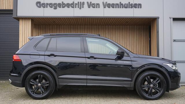 Volkswagen TIGUAN 1.5 TSI 150pk DSG Urban Sport Pano.Dak *Harman/Kardon* HUD IQ Light Trekhaak 18inch LM *Complete Tiguan*