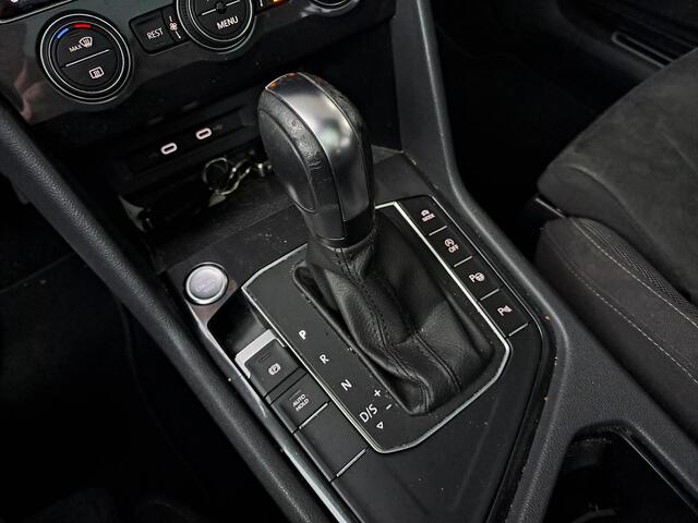 Volkswagen TIGUAN Allspace 1.5 TSI Highline R-Line, 7-Persoons, Panoramadak, Led, Massage, Elek. Trekhaak, Camera