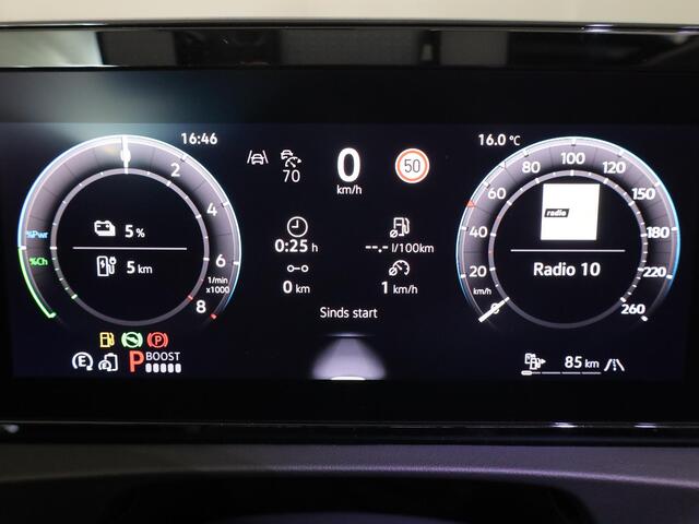 Volkswagen TIGUAN 1.5 eHybrid Life Edition 204 PK PHEV | Trekhaak | Panorama dak | Stoel- en stuurverwarming | 18" LM velgen |