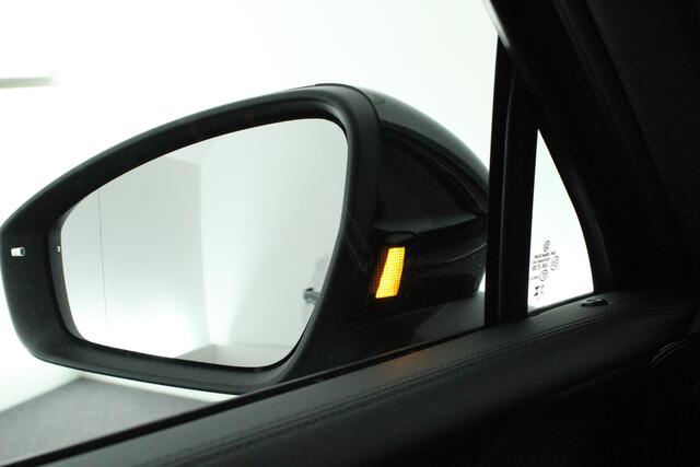 Volkswagen TIGUAN 1.5 272pk eHybrid R-Line Edition Trekhaak Camera Massage Virtual Cockpit Carplay Panoramadak