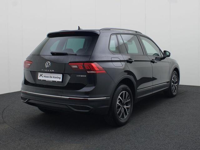 Volkswagen TIGUAN 1.4 TSI eHybrid 245pk DSG Life · Camera · Stoel -& Stuurverwarming · Navigatie · Draadloze Telefoonoplader · 17"Velgen · Spraakbediening · DAB · ACC ·