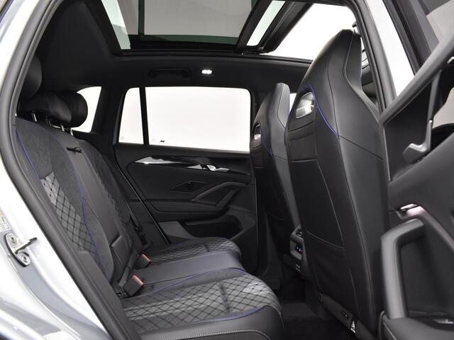 Volkswagen TIGUAN 1.5 204pk DSG eHybrid R-Line Edition · Panoramadak · 360 Camera · Elek. Trekhaak · Elek. Achterklep · Massage · 20'' Inch · Garantie t/m 18-08-2029 of 100.000km