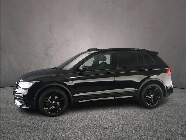 Volkswagen TIGUAN R-Line Business+ 1.5 TSI 150pk DSG Automaat Panoramadak, Black Style, Adaptive cruise control, Achteruitrijcamera, Elektrische achterklep, LED matrix koplampen