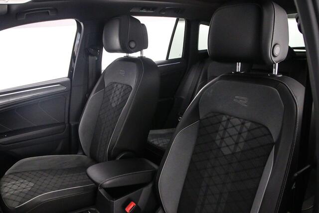 Volkswagen TIGUAN R-Line Business+ 1.5 TSI 150pk DSG Automaat Panoramadak, Black Style, Adaptive cruise control, Achteruitrijcamera, Elektrische achterklep, LED matrix koplampen