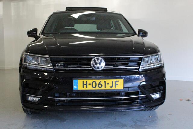 Volkswagen TIGUAN 2.0 TSI 4Motion Highline Business R | PANO | WEGKL-TRHAAK | NAVI | 20'LMV | ACC | E-KLEP | SFEER | STOEL-VERW |