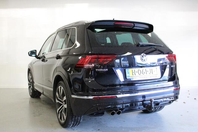 Volkswagen TIGUAN 2.0 TSI 4Motion Highline Business R | PANO | WEGKL-TRHAAK | NAVI | 20'LMV | ACC | E-KLEP | SFEER | STOEL-VERW |