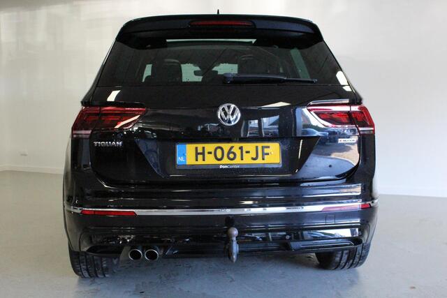 Volkswagen TIGUAN 2.0 TSI 4Motion Highline Business R | PANO | WEGKL-TRHAAK | NAVI | 20'LMV | ACC | E-KLEP | SFEER | STOEL-VERW |