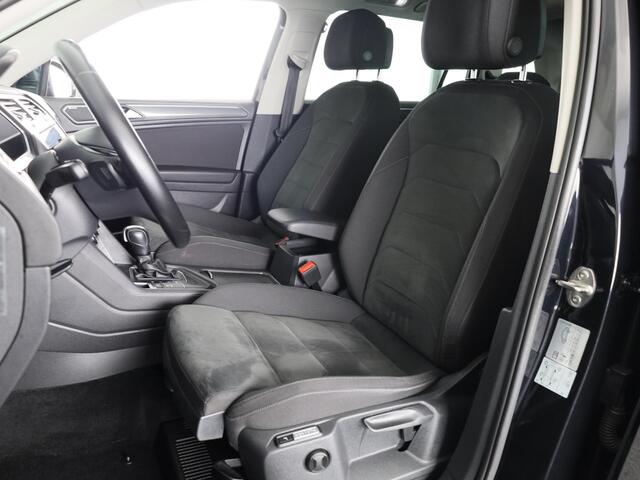 Volkswagen TIGUAN Allspace 1.5 TSI Highline Business R 7p. | Automaat (DSG) | Panoramadak | 19 Inch | 360 Camera | Winterpakket | Trekhaak |