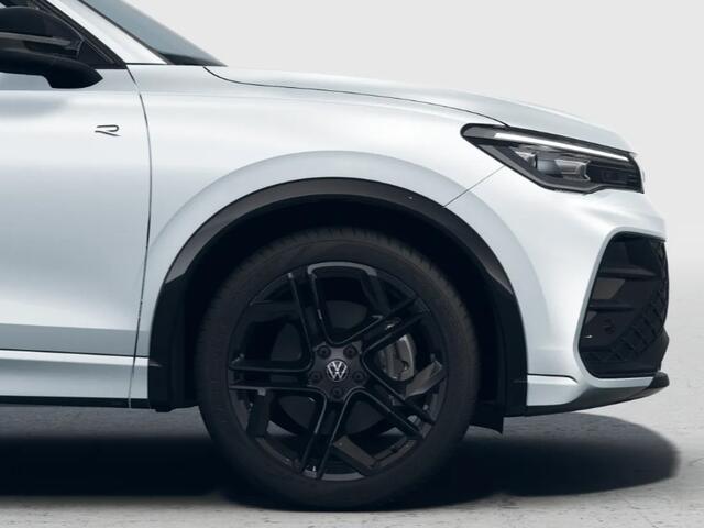Volkswagen TIGUAN R-Line Edition 1.5 eHybrid 204 pk 6 versn. DSG · Black Style Pakket · Comfort Pakket · Trekhaak inklapbaar, met elektrische ontgrendeling, incl. aanhangermanoeuvreerhulp Trailer Assist · Prijs is inclusief inruilpremie
