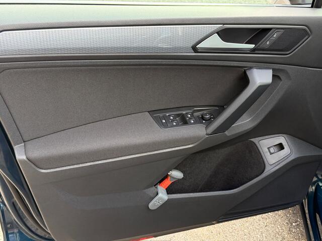 Volkswagen TIGUAN 1.5 TSI Life Business | Trekhaak | Keyless | Virtual cockpit | Elek. Achterklep | Rijklaar incl. 1 jaar Bovag garantie