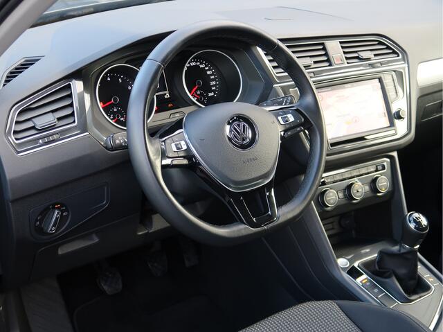 Volkswagen TIGUAN 1.4 TSI Connected Series | Navigatie | Carplay | Led | Stoelverw |