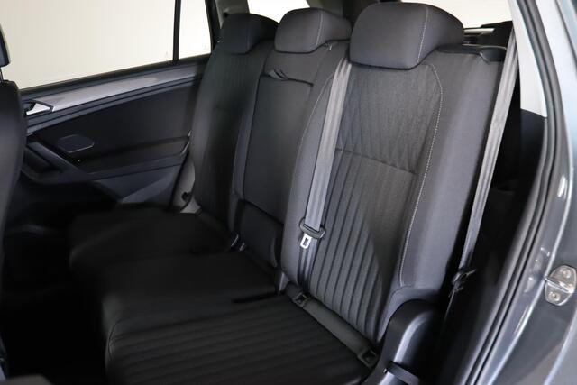 Volkswagen TIGUAN Allspace 1.5 TSI Life, 7-Persoons, Trekhaak, Virtual Cockpit, Apple CarPlay/Android Auto