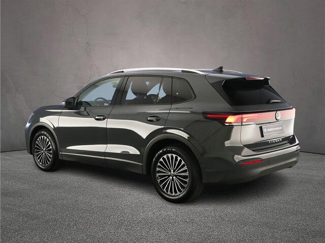 Volkswagen TIGUAN Life Edition 1.5 eTSI 150pk DSG Automaat Trekhaak, 360 camera, Achteruitrijcamera, Navigatie, Elektrische achterklep, Stuurwiel verwarmd, Stoelverwarming