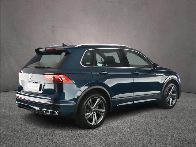 Volkswagen TIGUAN R-Line Business 1.5 TSI 150pk DSG Automaat Trekhaak, Adaptive cruise control, Achteruitrijcamera, Elektrische achterklep, LED matrix koplampen