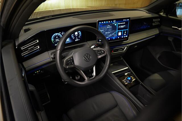 Volkswagen TIGUAN 1.5/204pk eHybrid R-Line Blackstyle|2024|Leer+Massage+Ventilatie|Trekhaak|19"Blackstyle|Cruise+ACC|Matrix IQ LED|Blindspot|Sfeerverlichting