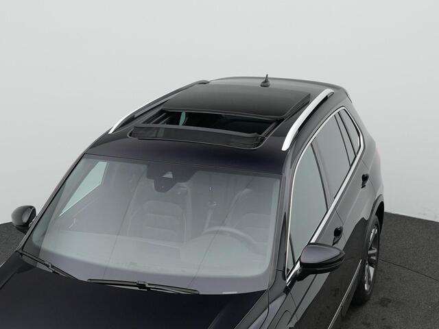 Volkswagen TIGUAN 1.4 TSI 245 pk DSG eHybrid R-Line Business+ | Panoramadak | Leder | Geheugenstoelen | Rondomzicht camera | IQ Light |