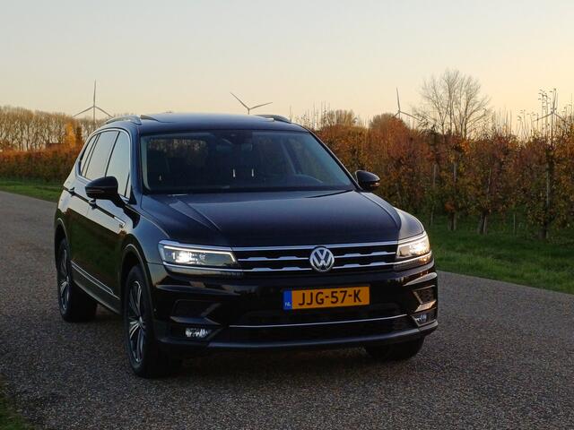 Volkswagen TIGUAN Allspace 2.0 TSI 4Motion Highline 7-Pers. /Pano/Leder/Camera/
