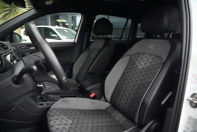 Volkswagen TIGUAN 2.0 TSI 4Motion R-Line 191pk HarmanKardon/Camera/Trekhaak