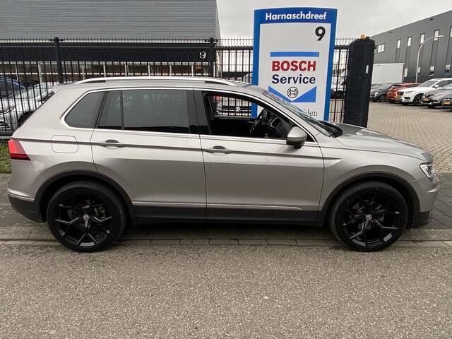Volkswagen TIGUAN 1.4 TSi ACT DSG7-aut. Highline NL-auto met o.a. trekh. wegkl., LED koplmp, 20" lm velgen, virtual cockpit, etc.