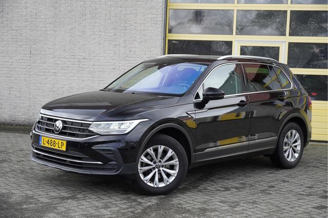 Volkswagen TIGUAN 1.5 TSI Life Business BJ2021 Lmv 17" | Led V+A | Pdc | Navi | Keyless entry | Trekhaak | Verwarmd voorruit | Elek. achterklep | App-Connect | Virtual cockpit | Climate control | Cruise control | Sportstoelen | Verwarmde voorstoelen | Verwarmd stuurwiel