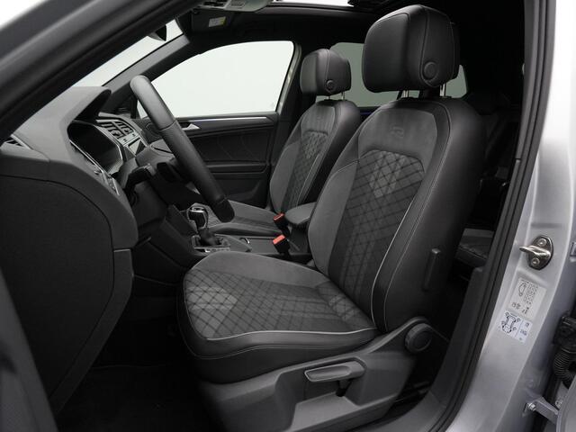 Volkswagen TIGUAN 1.4 TSI eHybrid 245 pk DSG R-Line Business | Panoramadak | Adaptief onderstel | IQ Light | Stuur-/stoelverwarming | Achteruitrijcamera