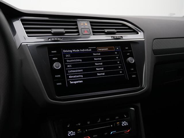 Volkswagen TIGUAN 1.4 TSI eHybrid 245 pk DSG R-Line Business | Panoramadak | Adaptief onderstel | IQ Light | Stuur-/stoelverwarming | Achteruitrijcamera