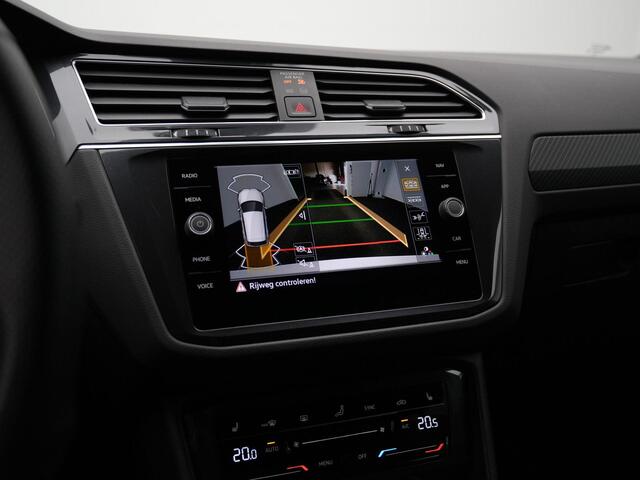 Volkswagen TIGUAN 1.4 TSI eHybrid 245 pk DSG R-Line Business | Panoramadak | Adaptief onderstel | IQ Light | Stuur-/stoelverwarming | Achteruitrijcamera