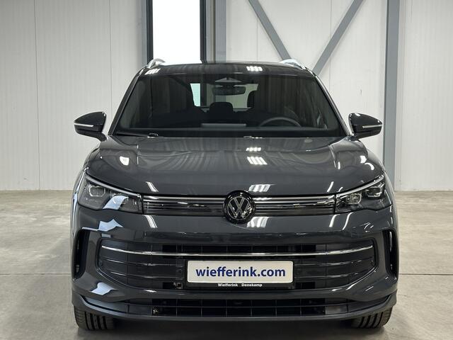 Volkswagen TIGUAN 1.5 eHybrid Life Edition PHEV 204pk | Elek. Trekhaak | IQ. Light Matrix | 19" velgen