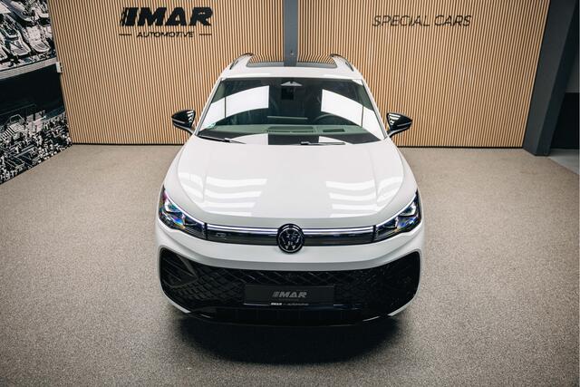 Volkswagen TIGUAN 1.5 eTSI R-Line Business | Harman/Kardon | BTW | Pano | Stoelmassage | Trekhaak |