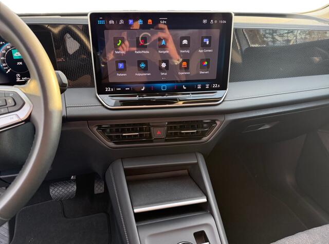 Volkswagen TIGUAN 1.5 eTSI Life Edition I Carplay I Camera I Keyless