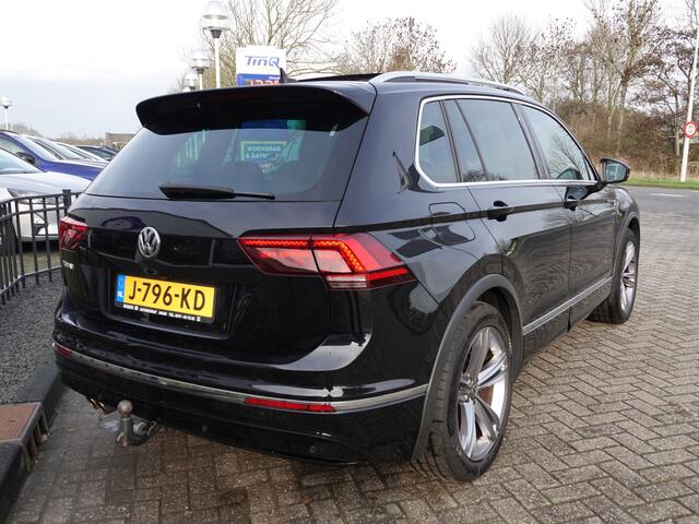 Volkswagen TIGUAN 1.5 TSI ACT Highline AUTOM. R-LINE BOMVOL | PANO | LEER | TREKH. | MEMORY