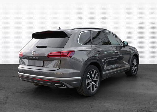 Volkswagen TOUAREG 3.0 TSi eHybrid 4M Elegance ACC Panoramadak Stoelkoeling Memory Trekhaak Camera