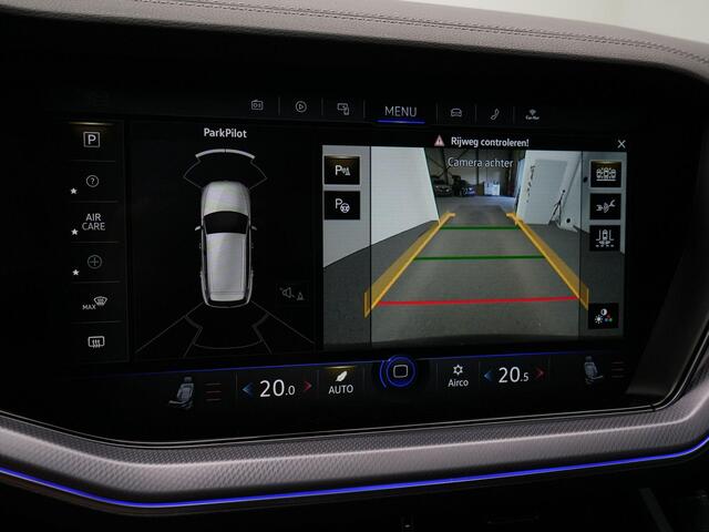 Volkswagen TOUAREG R 3.0 TSi 462 pk eHybrid 4MOTION | GRIJS KENTEKEN | Panoramadak | Trekhaak | Leder | Luchtvering