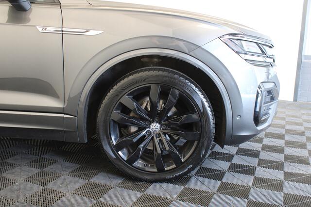 Volkswagen TOUAREG 3.0 TDI R-Line